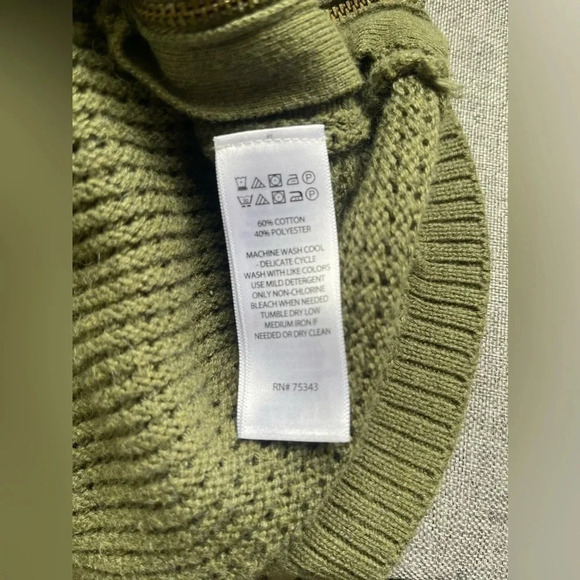 Anthropologie Women’s Olive Sweater, Size M - Picture 6 of 8